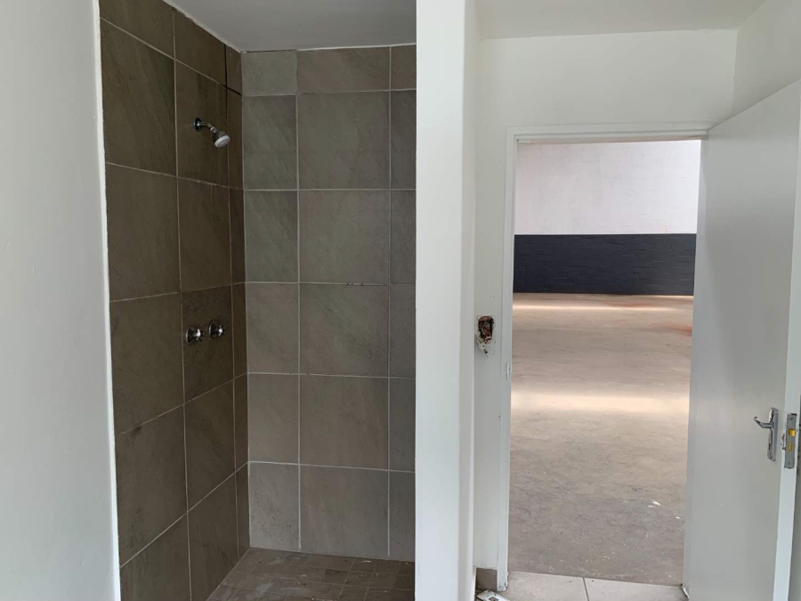 Commercial Property for Sale in Okavango Park Western Cape